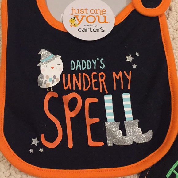 Halloween bibs and socks - Picture 3 of 4